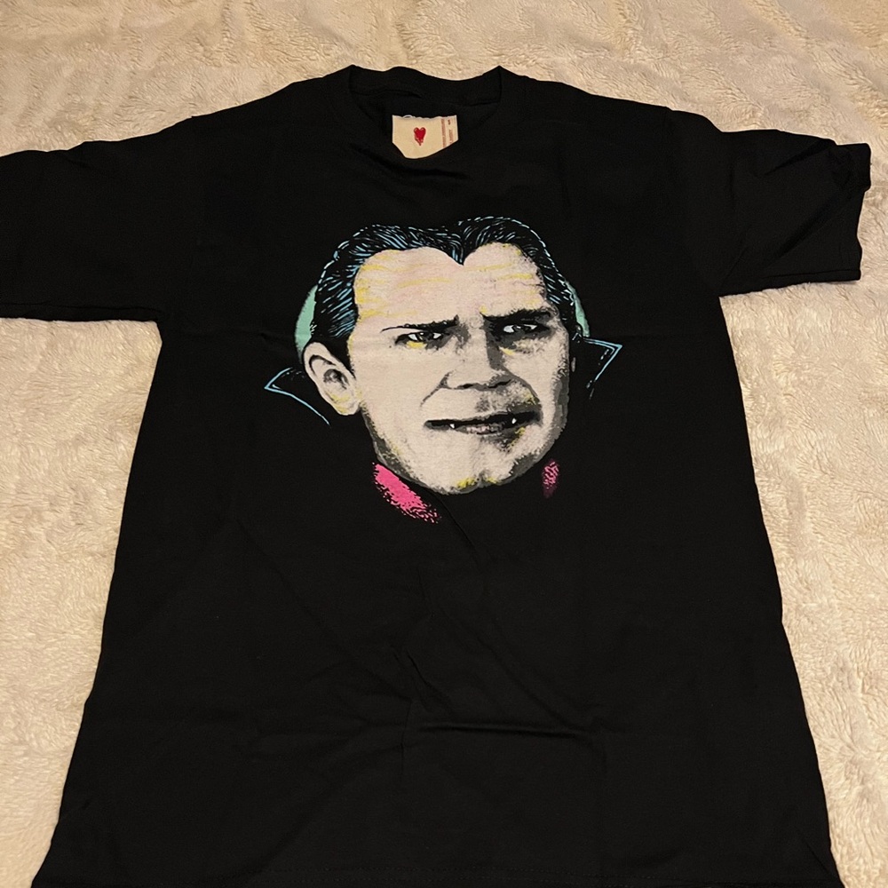 Mens small Emotionally Unavailable tee Authentic